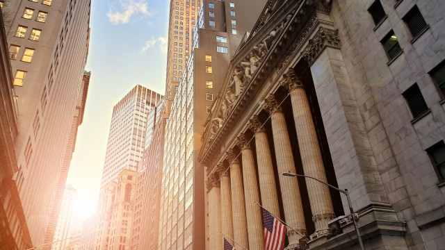 https://images.financialmodelingprep.com/news/vnqi-portfolio-of-700-international-real-estate-stocks-fails-20230810.jpg