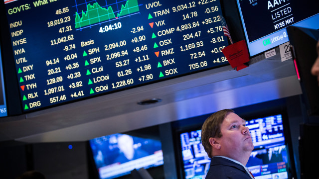 Volatility ETF (VXX) Hits New 52-Week High