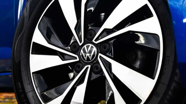Volkswagen shares up as investors reassured in pre-close call