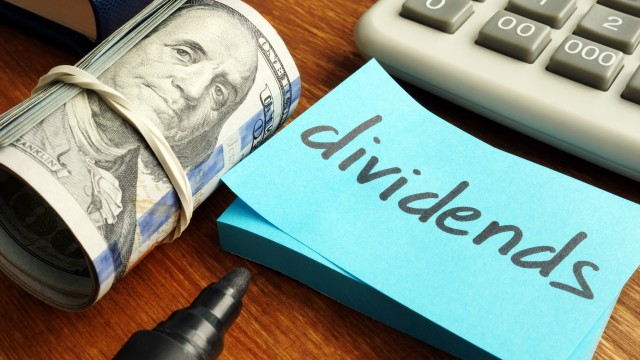 https://images.financialmodelingprep.com/news/vsda-is-still-only-a-hold-due-to-valuation-20231025.jpg