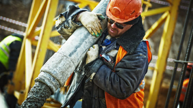 Vulcan Q1 Earnings Beat, Revenues Miss, Adjusted EBITDA Margin Up Y/Y
