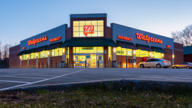 Walgreens Price Cuts Alert: Walgreens Slashes Product Prices to Court Shoppers