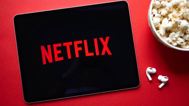 Wall Street sets Netflix stock price for the next 12 months