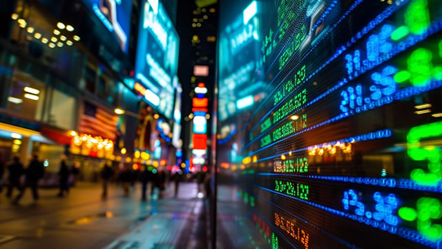 Wall Street titan faces Trump in EXPLOSIVE banking fight