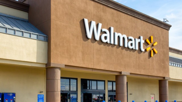 Walmart climbs as higher-income shoppers drive earnings beat