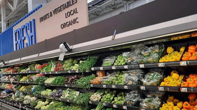 Walmart is 'outpacing' the competition on AI, delivery, curbside pickup, supply chain