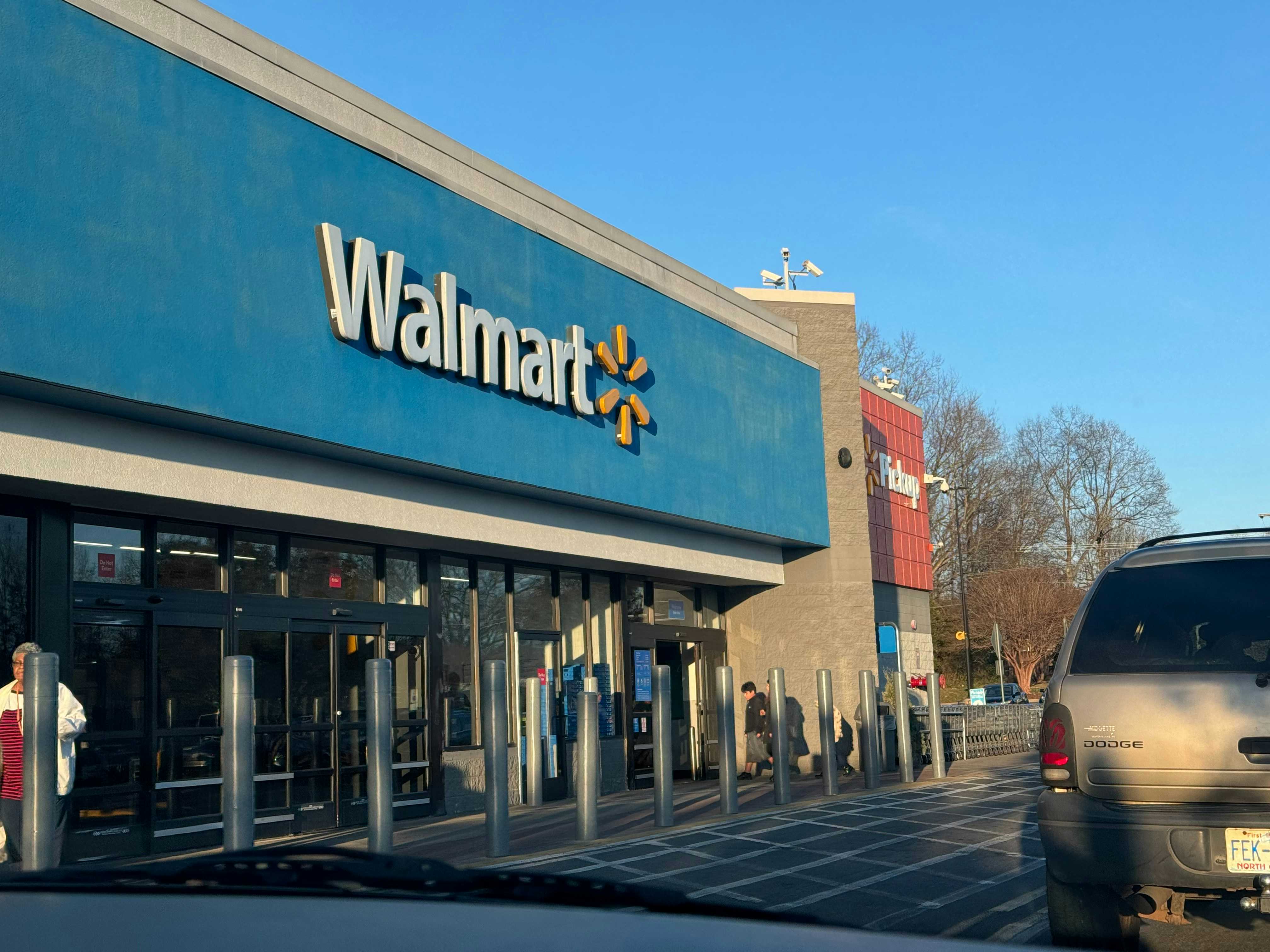 Walmart keeps leaning deeper into automation and fintech