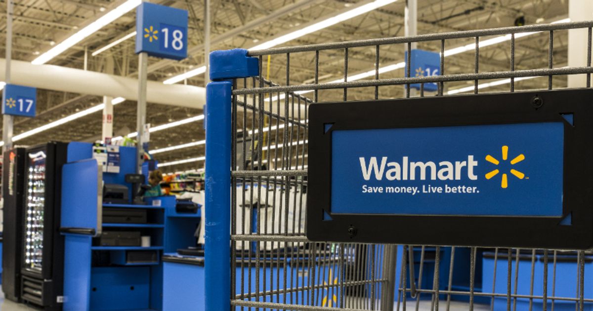 Walmart seen extending share gains as price gaps widen, Bank of America says