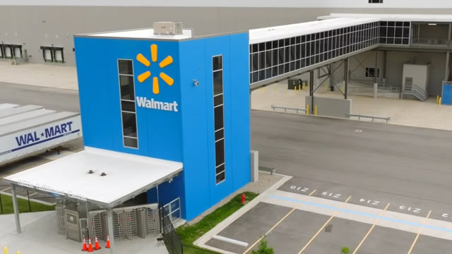 Walmart's AI Push Gains Steam: Will Sparky Boost Sales Growth?