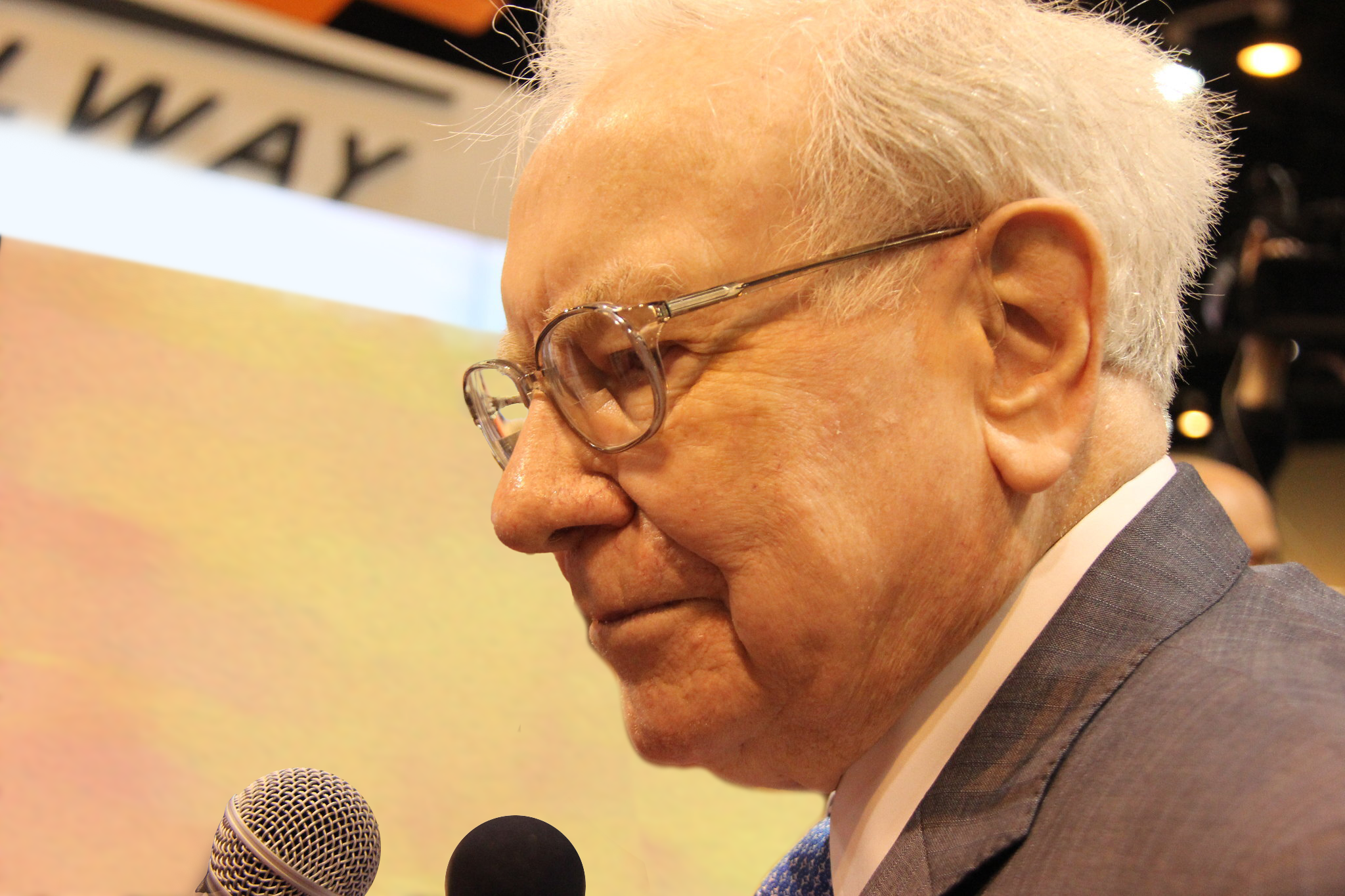 Warren Buffett's Berkshire Hathaway Trims Apple Stake, Again. What's the Deal?