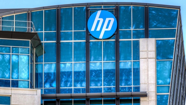 Watch Your Feet! Don't Fall Into the HP Stock Dividend Trap.