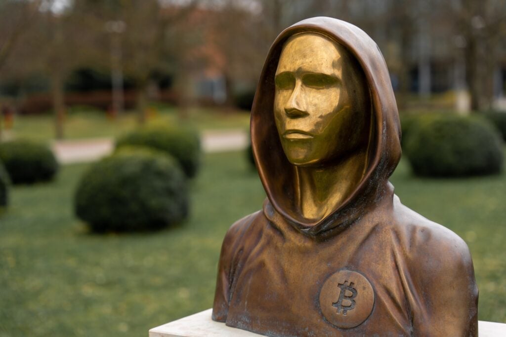 Weekend Round-Up: Bitcoin's Market Fit, Satoshi Nakamoto's Identity And More
