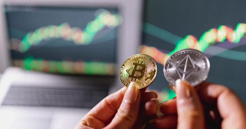 Whales accumulate over 39,000 Bitcoin as retail investors head for the exits