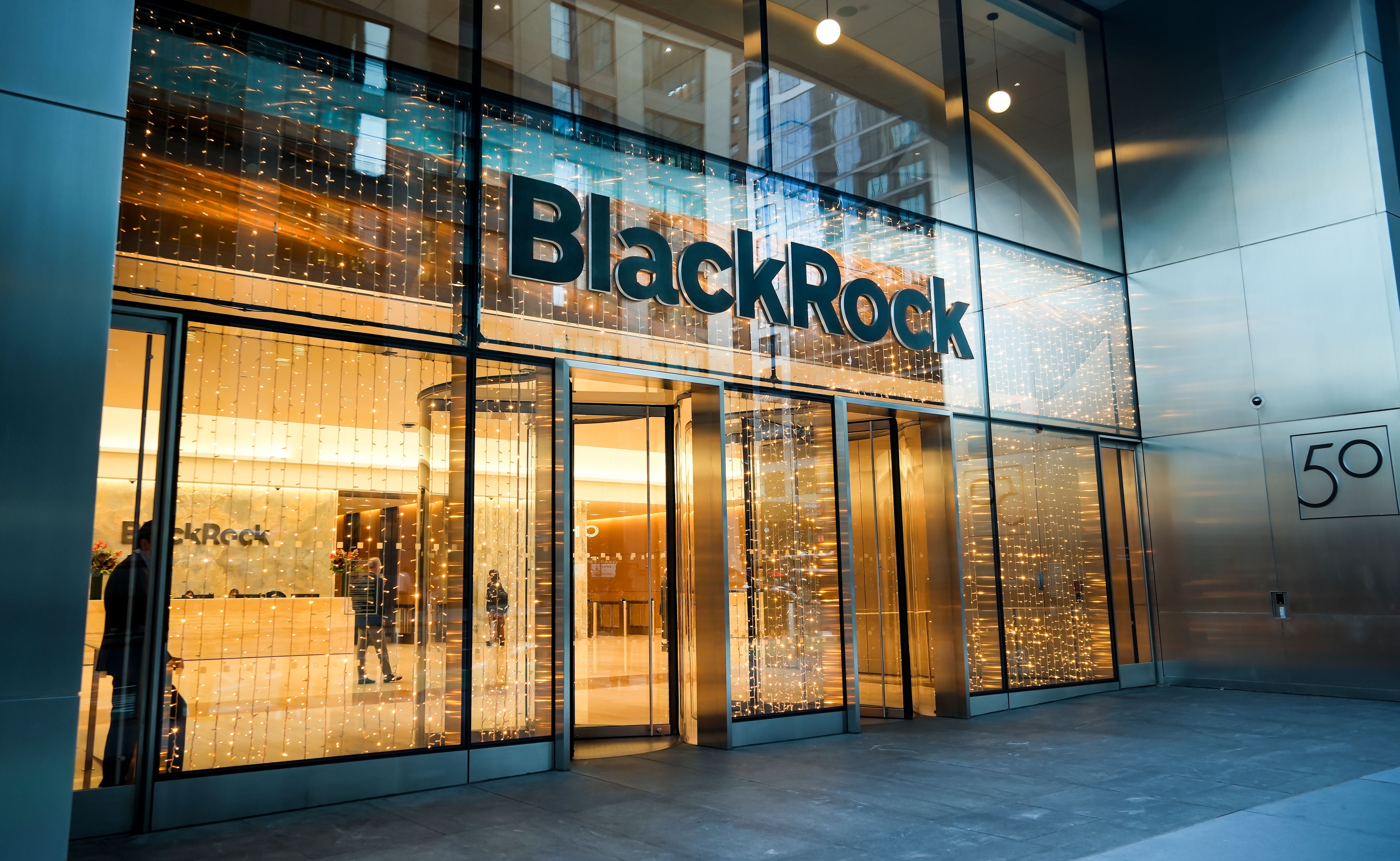 What Happens if BlackRock Gets $10 Billion of Bitcoin ETF Inflows? IBIT Mechanics Explained