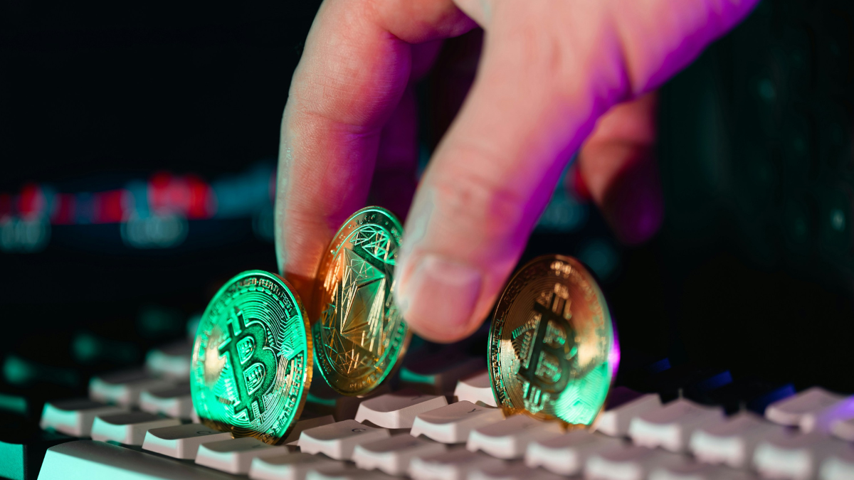 Why Crypto Market Up Today: BTC Hits $70K, XRP Rockets 25%