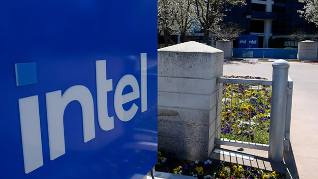 Foto von Why Intel Stock Fell 60% in 2024