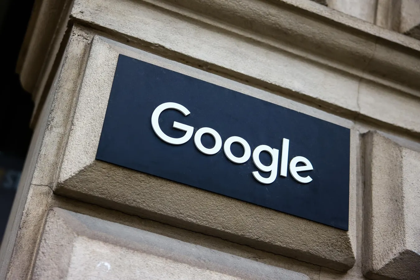 Why Is GOOGL Stock Rising?