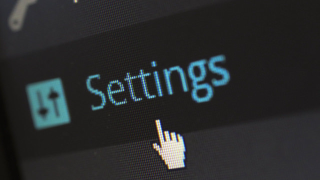 Why Is the Internet Down Around the World? 7 Things to Know About the CrowdStrike Outage.