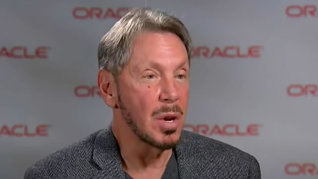 Why Oracle stock is down around 5% on Tuesday