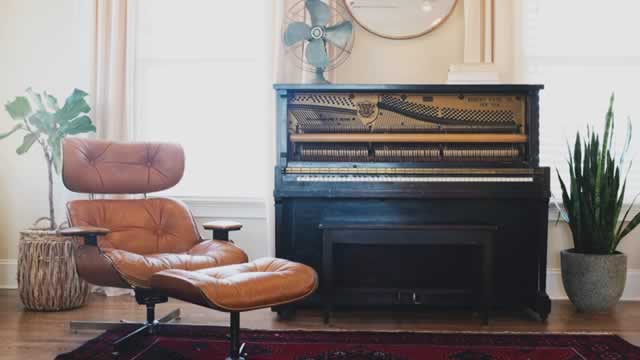 Why RH (RH) Dipped More Than Broader Market Today