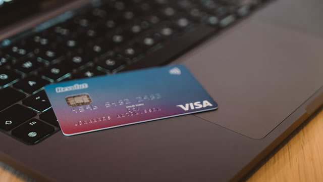 Why Visa (V) is a Top Momentum Stock for the Long-Term