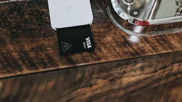 Why Visa (V) Outpaced the Stock Market Today