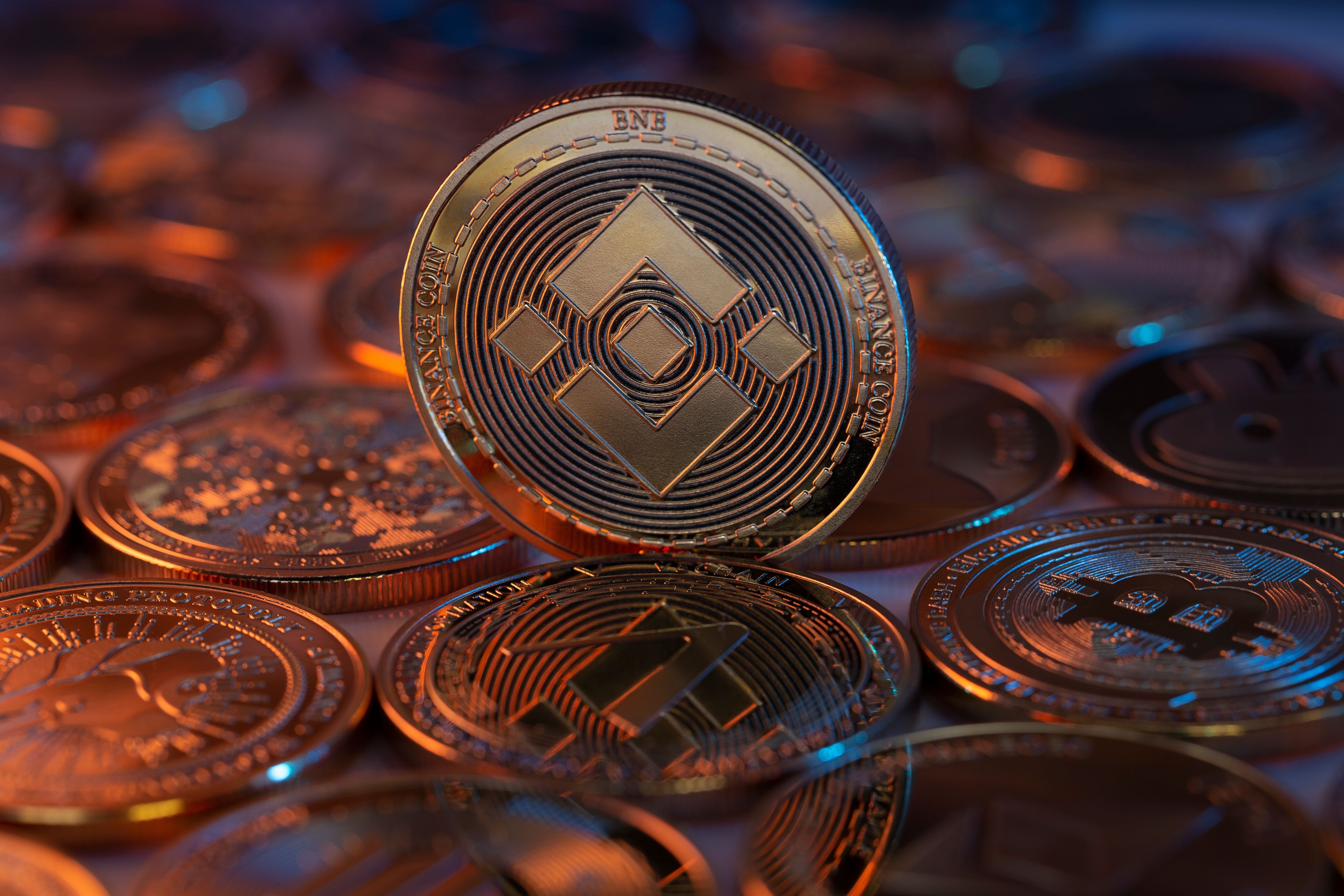 Will BNB Price Rally to $1,000 Amid Grayscale ETF Filing Update?