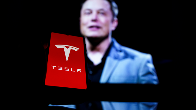Will Shareholders Approve a $56 Billion Pay Package for Elon Musk? Who Is Voting Yes and No.