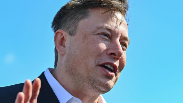 Will Tesla (TSLA) Shareholders Approve Musk's Huge Pay Package?