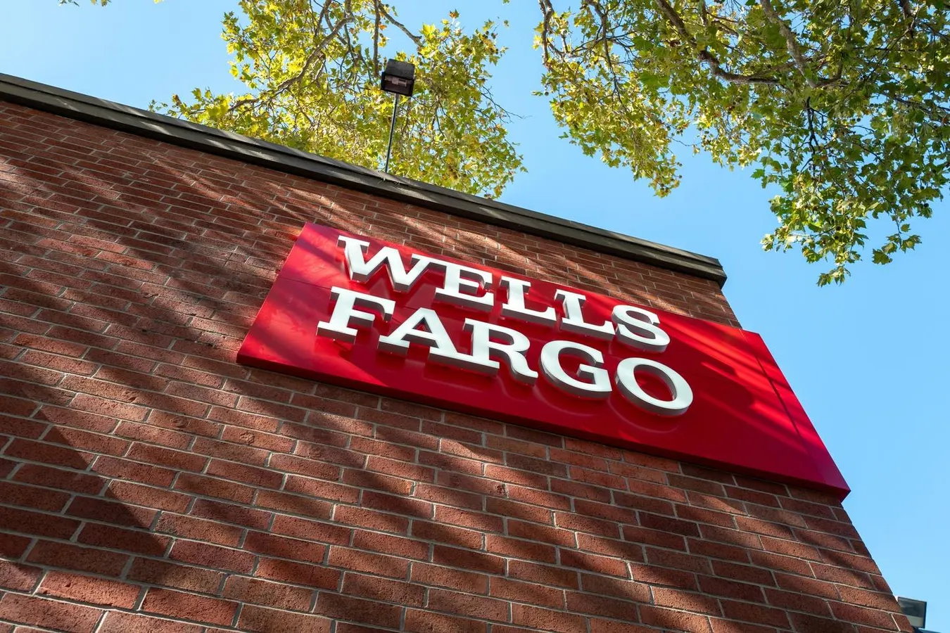 Will Wells Fargo Stock Rise On Its Q3 Earnings?