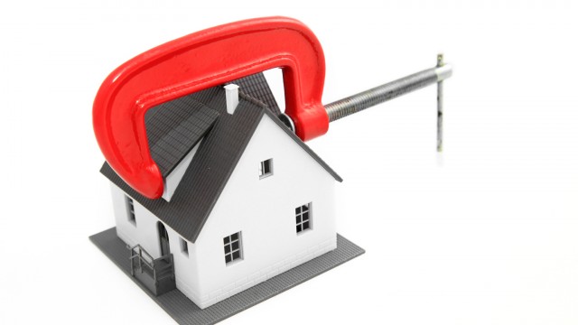 XHB: Average Home Prices Are Set To Fall, Perhaps Significantly