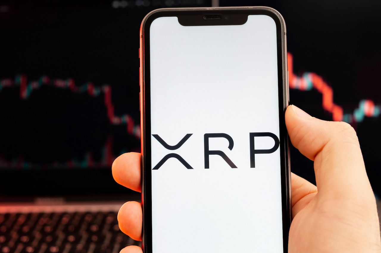 XRP risks 43% crash if key support breaks, analyst warns