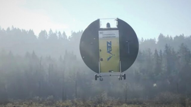 Foto von Zeva puts its Zero ‘flying saucer' eVTOL through first free-flying test in a pasture south of Seattle